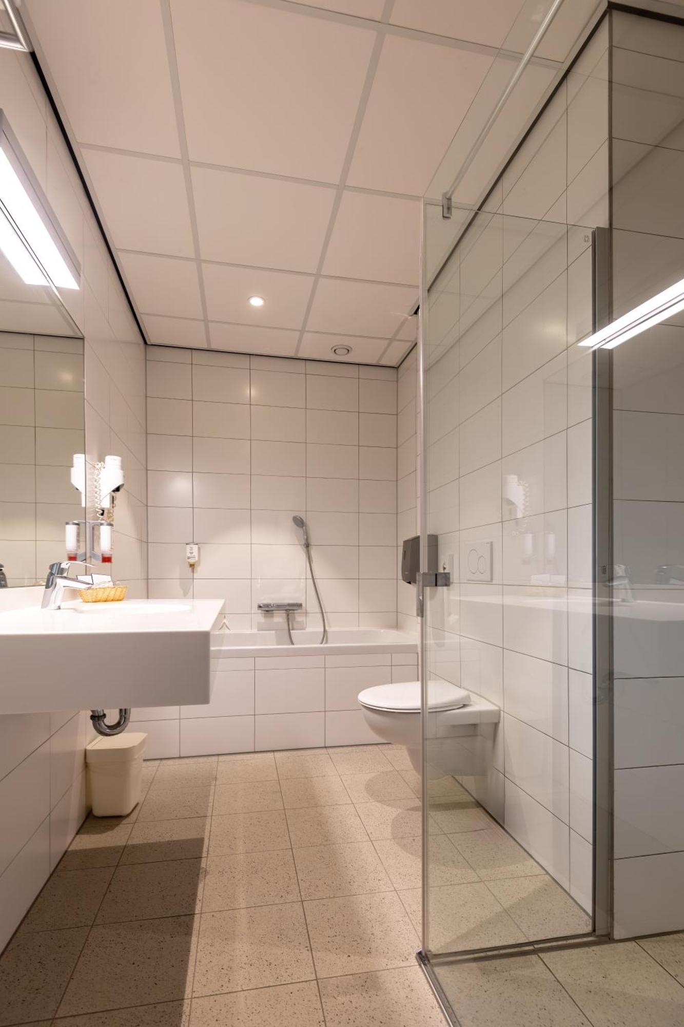 Hotel Aalsmeer Bagian luar foto