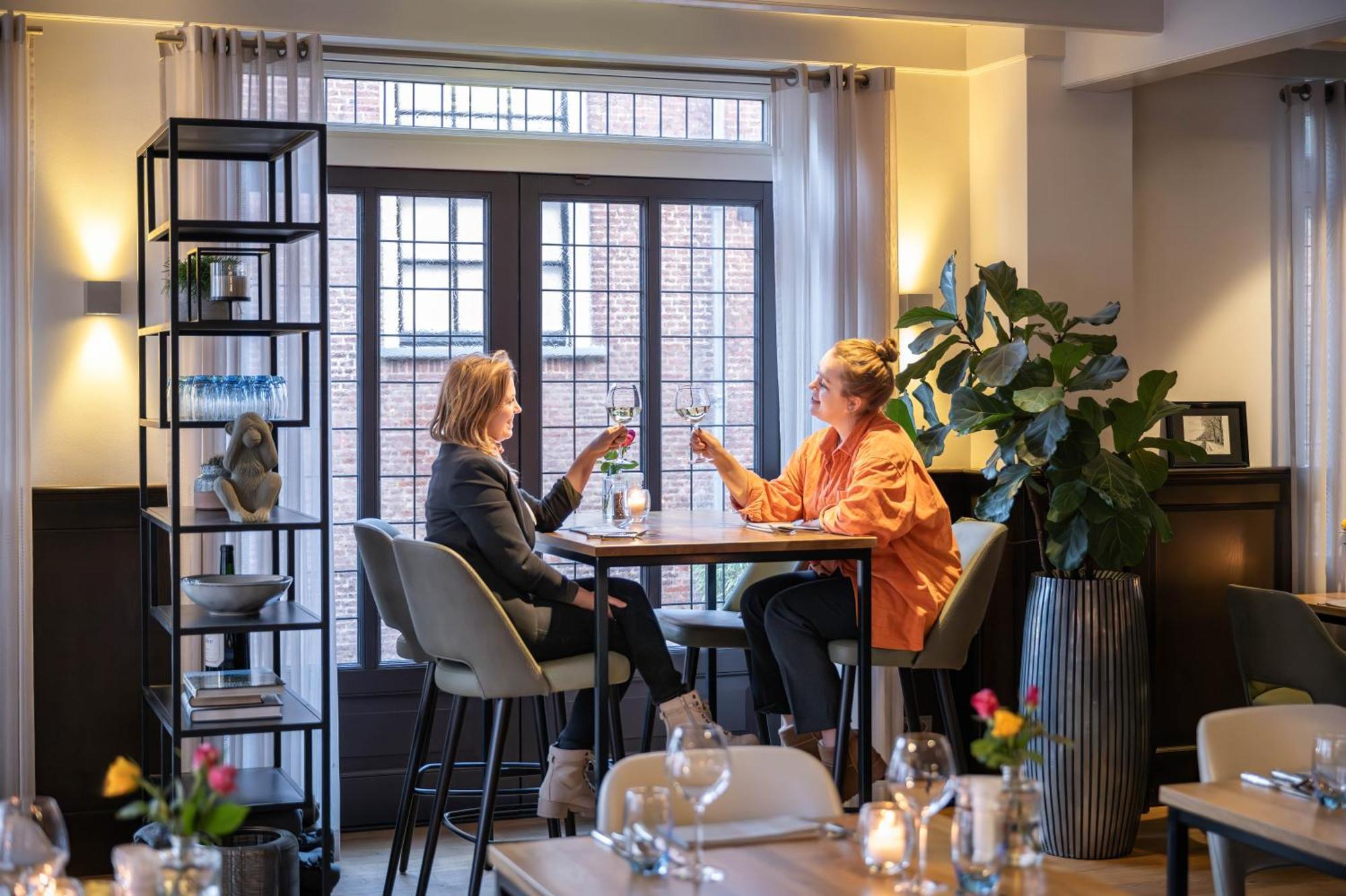 Hotel Aalsmeer Bagian luar foto