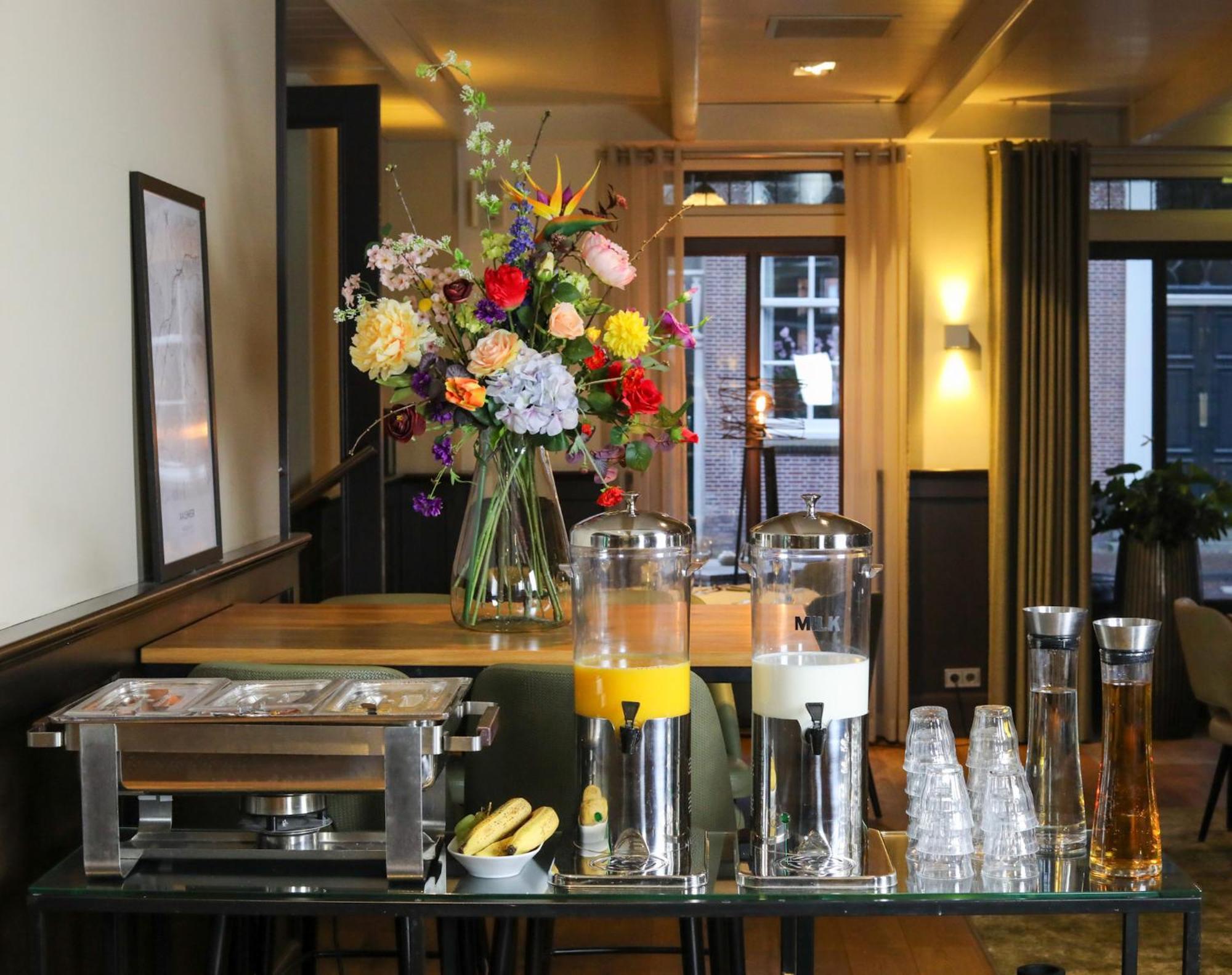 Hotel Aalsmeer Bagian luar foto